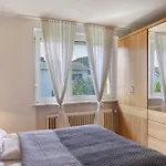 Haus Lerchenweg *